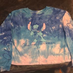 Tie dye stitch cropped long sleeve.